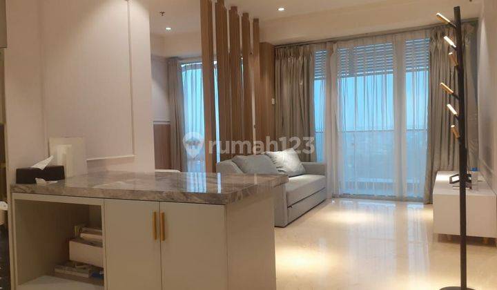 Disewakan Apartemen Landmark 2 BR Furnish 1