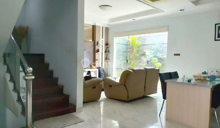 Rumah Singgasana Pradana Furnished 2