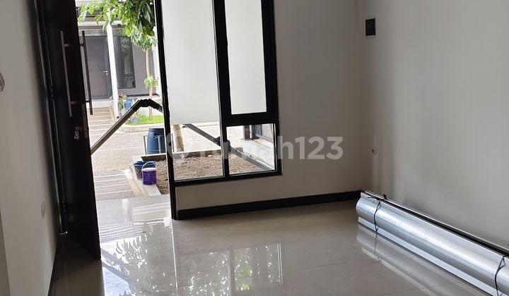 Disewakan Rumah Taman Kopo Indah V 2