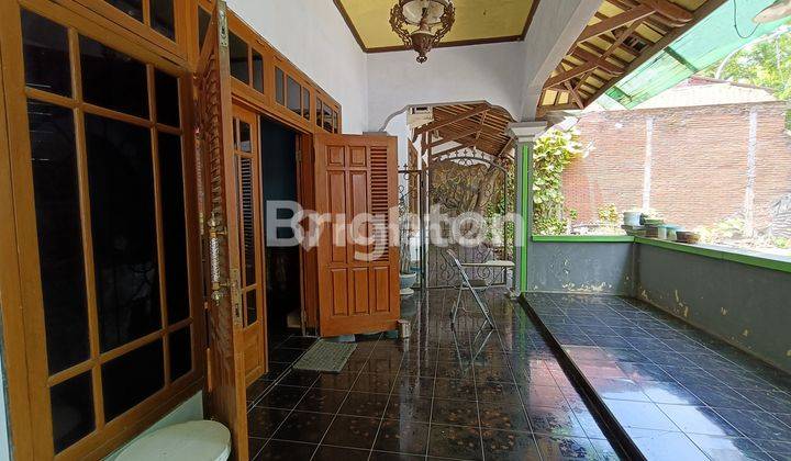 RUMAH HOOK PINGGIR JALAN UTAMA 1