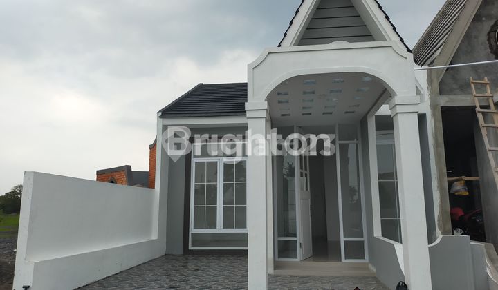 Rumah mewah pusat kota Lumajang 2