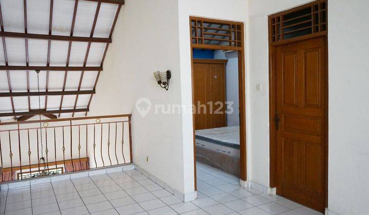Rumah Strategis Pusat Kota di Cawang, Jakarta Timur 4