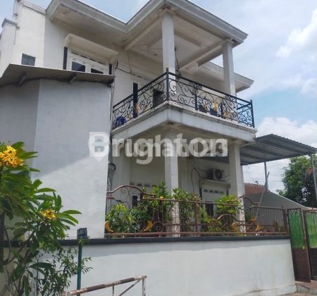 Rumah Murah 2 Lantai Bonus Cafe Tengah Kota Solo Laweyan 2