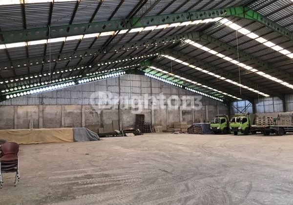 Sewa Gudang Akses Kontainer Jalan Utama Boyolali Sewa Gudang Akses Kontainer Jalan Utama Boyolali