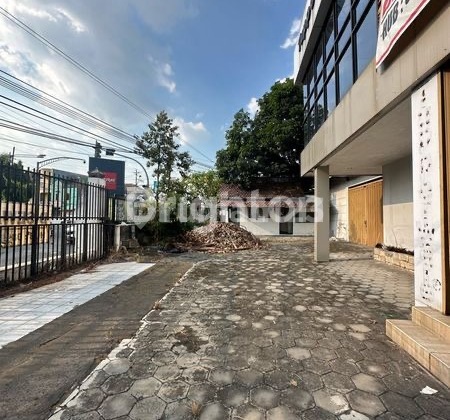 Affordable Strategic Shop House Rentals in Central Solo Gajahmada Banjarsari