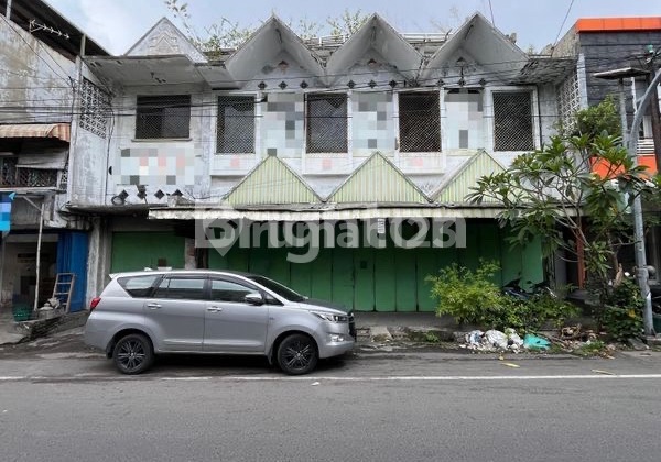 Affordable Strategic Shop House Rentals in Kepatihan Jebres, Solo 1