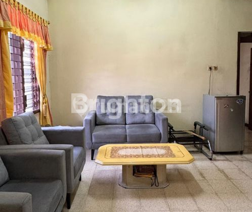 Rumah Murah 3 Lantai Tengah Kota Solo Banjarsari 2