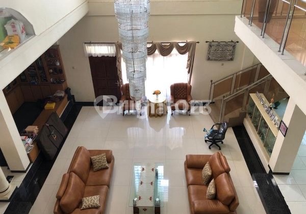 Luxury House with Swimming Pool in Boyolali City. 2