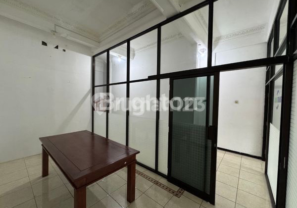 Cheap 3-Story Shop House Rental in Solo Baru, Grogol, Sukoharjo 2