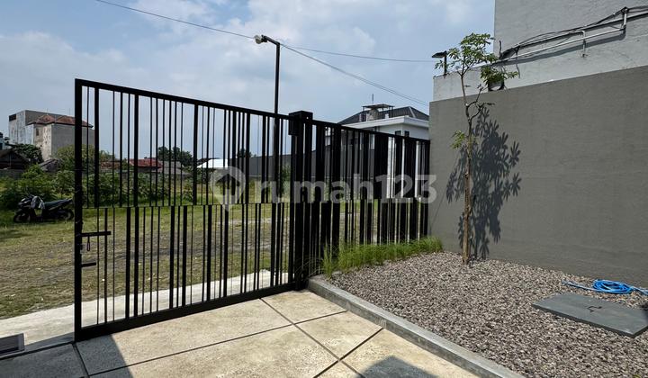 New Modern Minimalist House in Solo Baru Grogol Sukoharjo 2