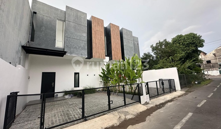 Rumah Baru Murah Solo Baru Dekat Pakuwon Mall Madegondo 2