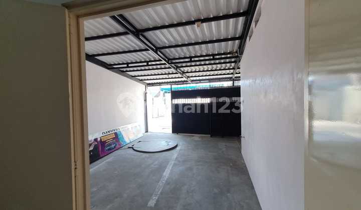 Affordable Strategic House in the Heart of Solo City 2