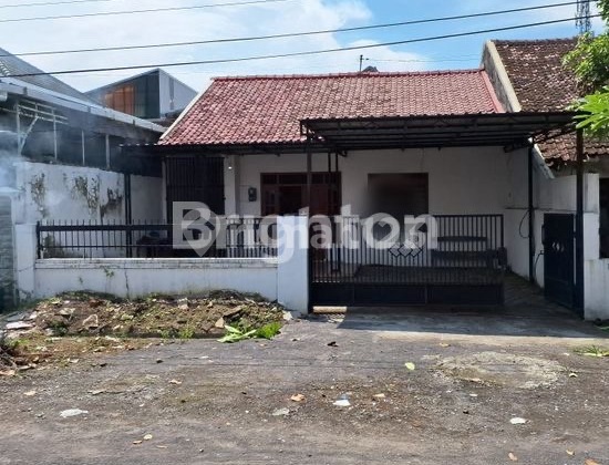 Cheap@house Near Manahan Stadium Solo City