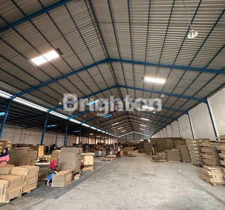 Ready-to-Use Factory with Container Access, Jl Raya Baki Sukoharjo.