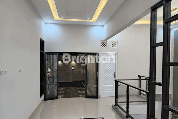 Rumah Mewah Murah Di Mojosongo Jebres Solo  2