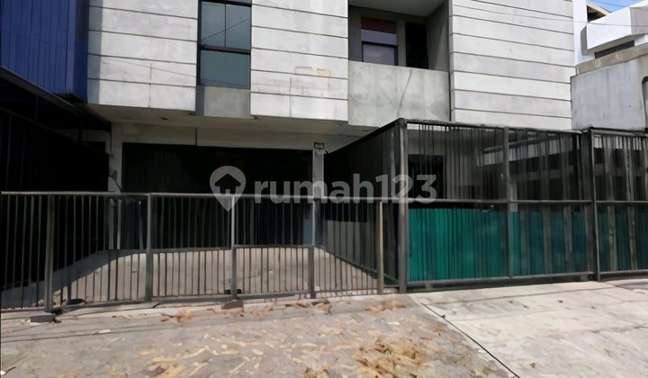 Cheap Kiosk Rental Tambak Segaran Pasar Legi Solo