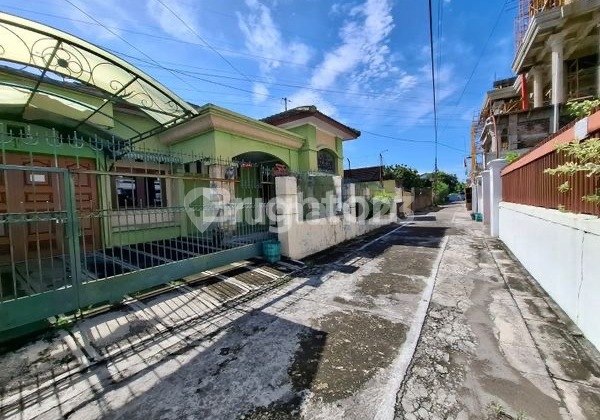 Affordable Solo House Near Superindo and Jih Jajar Laweyan Hospital 2