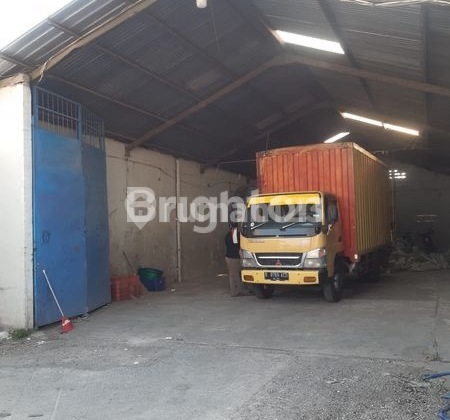 Warehouse Rental with Container Access in West Solo Colomadu