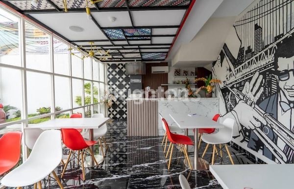 Cheap 5-Storey Strategic Hotel for Sale in Boyolali City