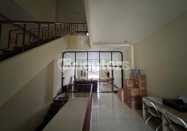 Cheap 3-Story Shop House Rental in Solo Baru, Grogol, Sukoharjo