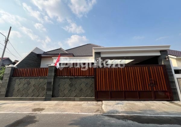 Rumah Mewah Siap Huni Di Sumber Banjarsari Solo Rumah Mewah Siap Huni Di Sumber Banjarsari Solo
