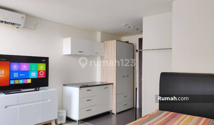 Jual Cepat Apartemen Bintaro Icon Nempel Bintaro Sektor 9, Siap Huni, Semi Furnished. 2