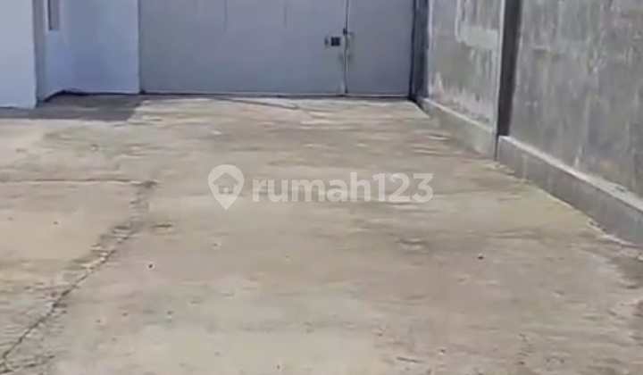 Strategic Warehouse 1700 Strategic Warehouse 1700