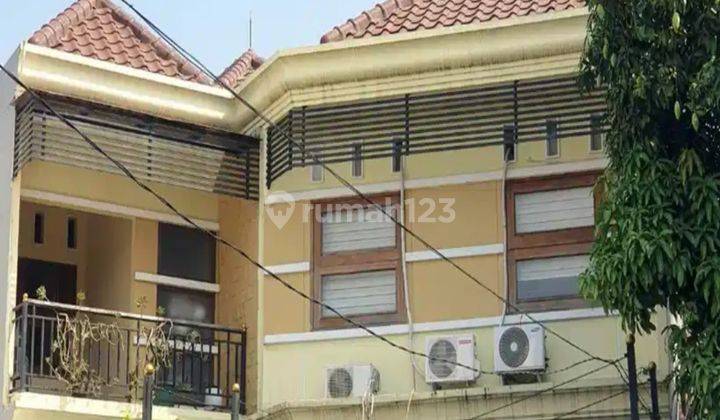 Jual  Rumah Semi Furnished Bagus Di Raffles Hills Cibubur 1