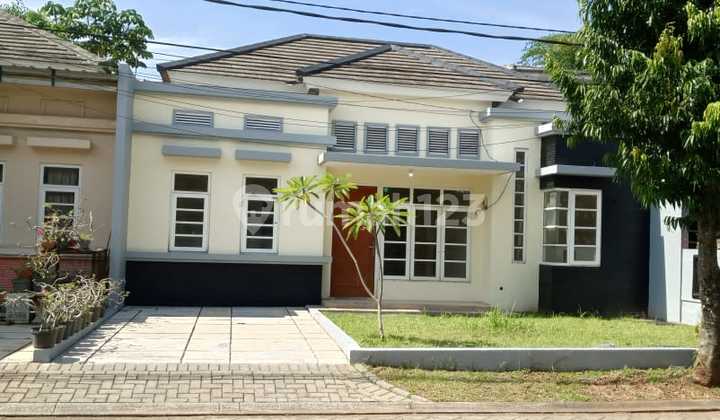 Jual Rumah Rapih di Cibubur Country
