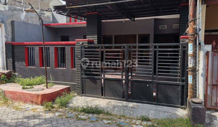 Rumah Bagus Siap Huni Pondok Jati, Sidoarjo 1