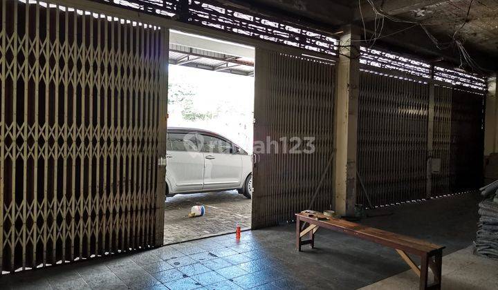 Gedung Ruko Area Komersil Embong Sawo Surabaya Pusat 2