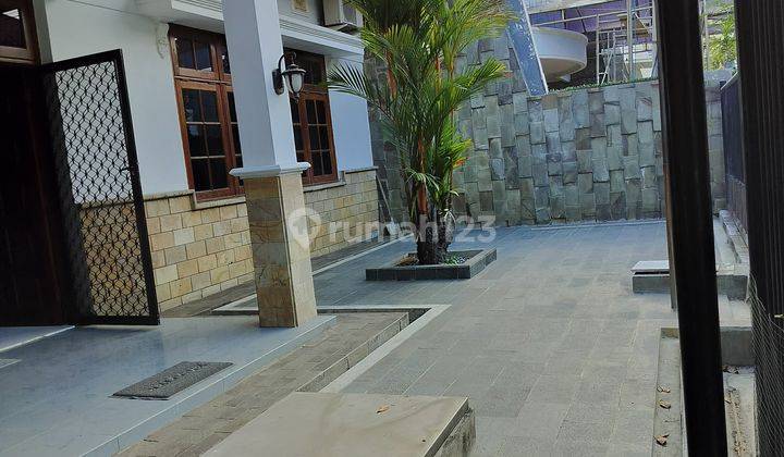 Rumah Bagus Disewakan Siap Huni Manyar Kertoaadi Surabaya 2