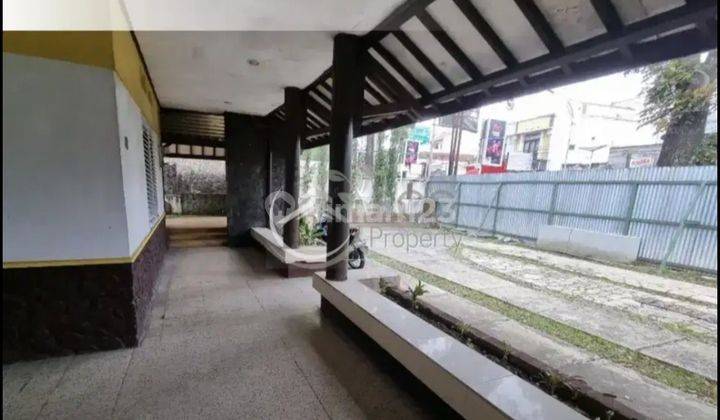 Rumah usaha di poros jalan Kawi 3