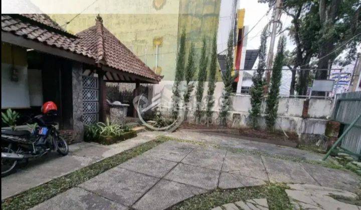Rumah usaha di poros jalan Kawi 4