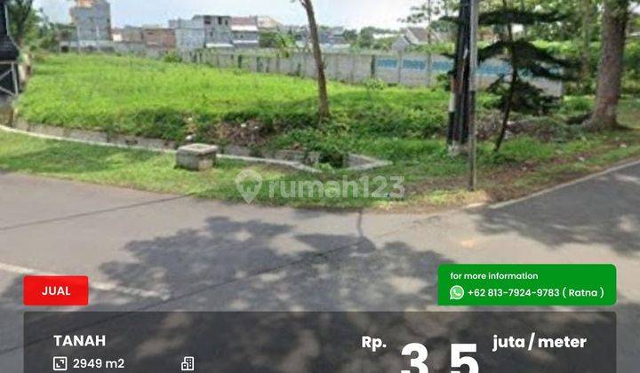 Tanah luas di pintu masuk Bandara Abdul Rahman Saleh 1