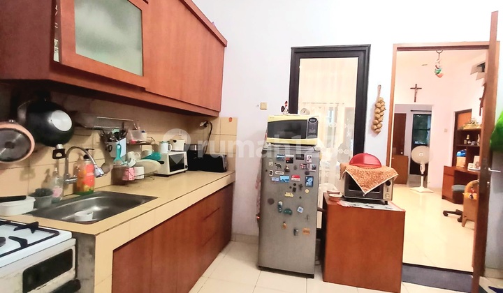 4 For Quick Sale Architect's House in Griya Jatibening Baru Cluster, Bekasikota 2