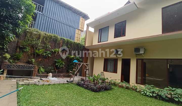 For Rent: Move-in Ready House with Main Road Access, Suitable for Office in Kemang, South Jakarta 2