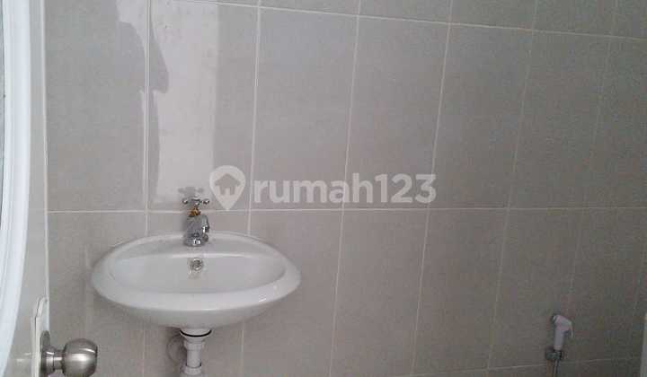 4 Dijual Rumah Baru Siap Huni, di Cilangkap, Jkt Timur. 2