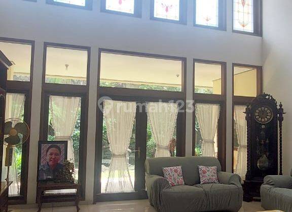 DIJUAL RUMAH (Semi Furnished) DI JL.TAMAN GANDARIA KEBAYORAN BARU JAKARTA SELATAN 	
 2