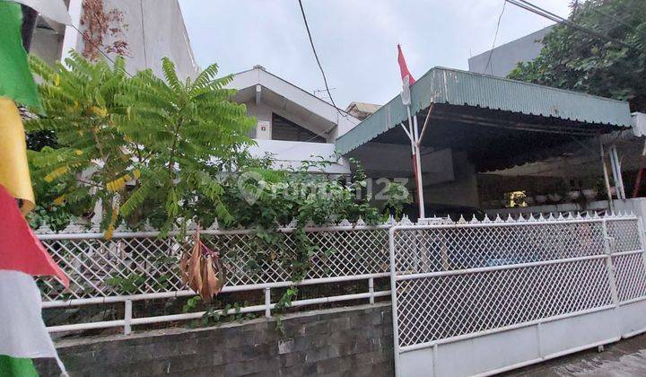 DIJUAL RUMAH LAYAK Huni PONDOK INDAH JAKARTA SELATAN. 
SHM  1