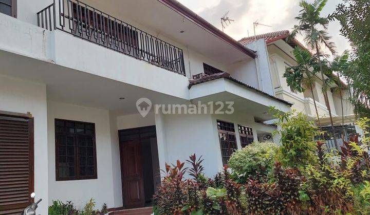 DI SEWAKAN RUMAH (Unifurnish) DI KENCANA PERMAI PONDOK INDAH KEBAYORAN LAMA JAKARTA SELATAN 
 2