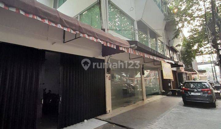 
DISEWAKAN RUANG USAHA (Utk Klinik Gigi/Office/Kuliner) DI JL.KYAIMAJA KEBAYORAN BARU 1