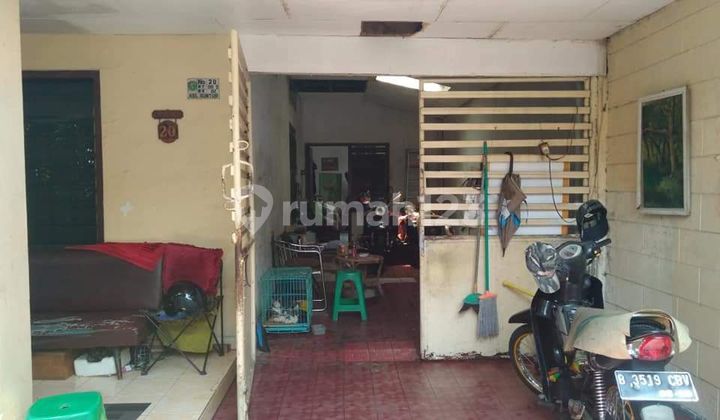 LlDIJUAL CEPAT RUMAH LAMA HITUNG TANAH SETIABUDI 1