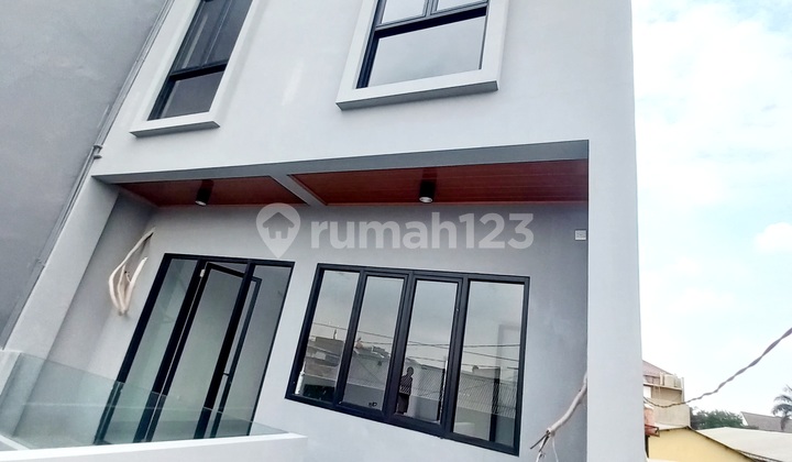 4.Luxurios House For Sale Keb Lama Jakarta Selatan