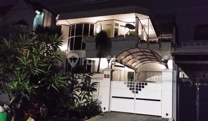 22 For Quick Sale Elite Area House Green Building Pondok Indah