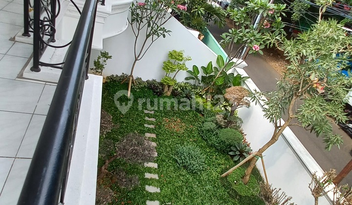 4 Dijual Rumah Baru, Classic Siap Huni Duren Sawit Jakarta Timur.