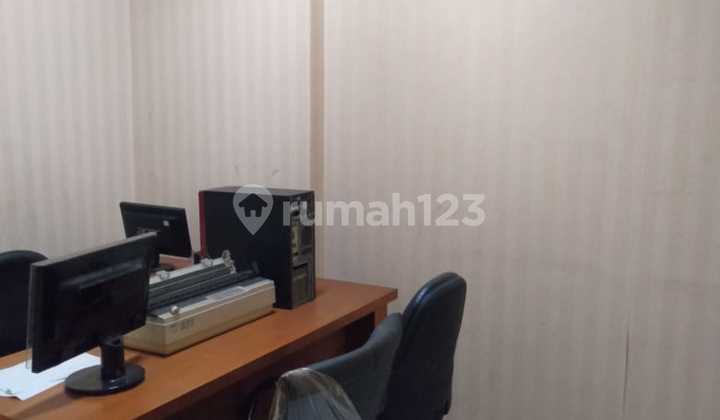 4. For Sale 4-Street Ready-to-Use Shop House with Company Bonus on Fatmawati Raya. 4. For Sale 4-Street Ready-to-Use Shop House with Company Bonus on Fatmawati Raya.