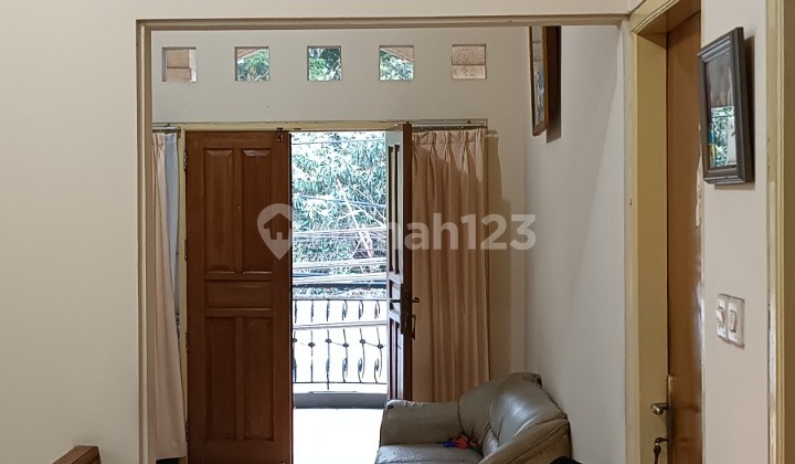 Dijual Rumah Murah Terawat di Sarijadi Bandung Dijual Rumah Murah Terawat di Sarijadi Bandung