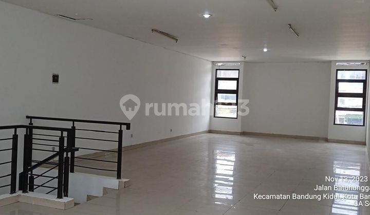 Disewa Ruko jalanan ramai di Batununggal Indah