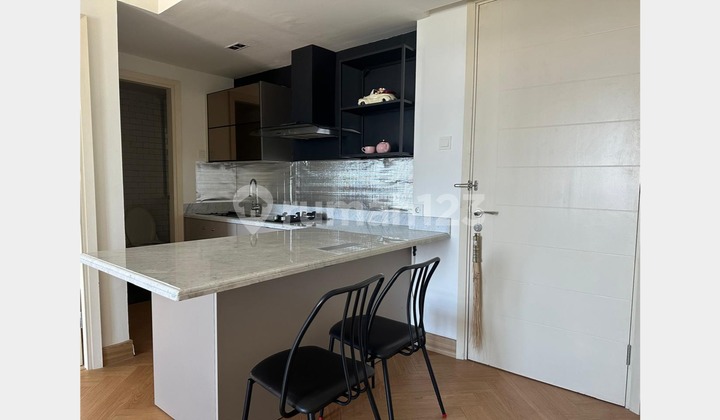 Pakuwon Mall Apartment Tower Benson - extra spacious, luxurious, elegant, classy, premium, close to UC, UNESA, Petra High School. 2